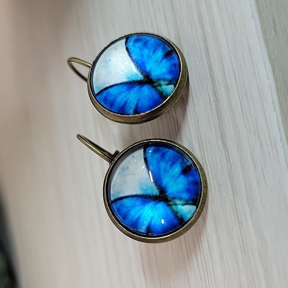 🔥LAST PAIR🔥 Mystic Butterfly Domed Drop Earrings - Picture 2 of 4